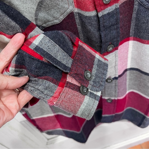 Pendleton Burnside flannel button up long sleeve shirt - Picture 9 of 13